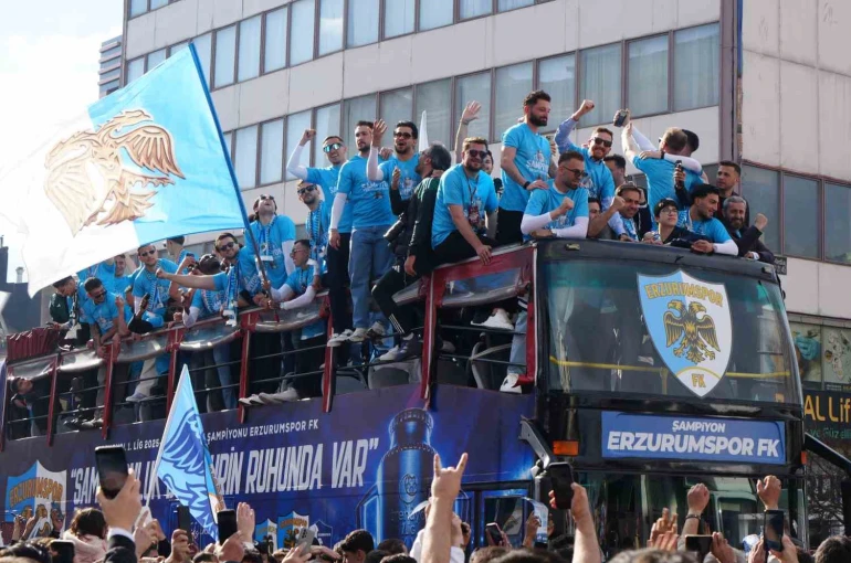 Erzurumspor FK’dan şampiyonluk turu