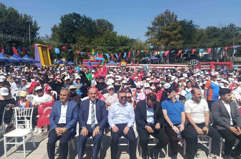 Esenler yaz okulları coşkulu bir şenlikle sona erdi