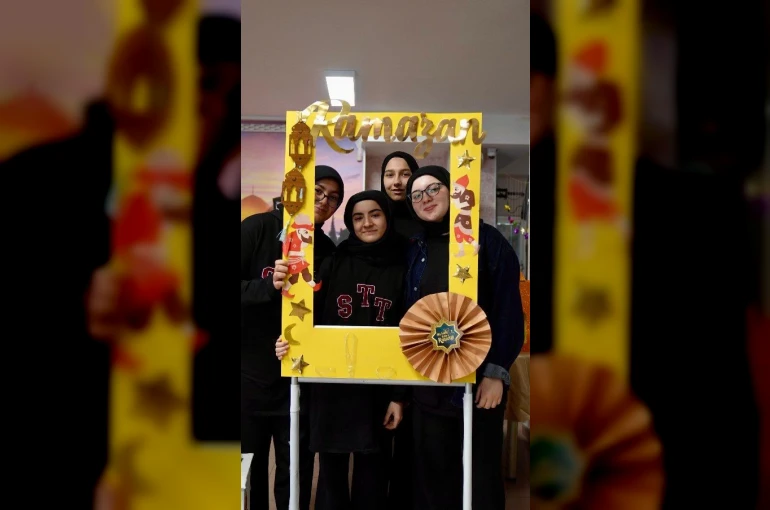 Esenler’de liselerde "Görevimiz Ramazan" projesi gençlerin toplumsal sorumluluk bilincini güçlendiriyor