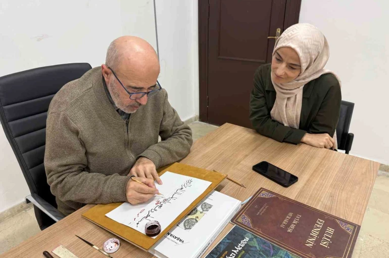 Esenyurt’ta yeni hattatlar yetişiyor