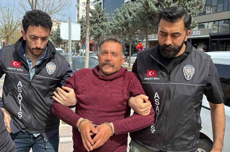 Eski kayınpederi olan öz amcasının evine kurşun yağdırdı: 1 ölü