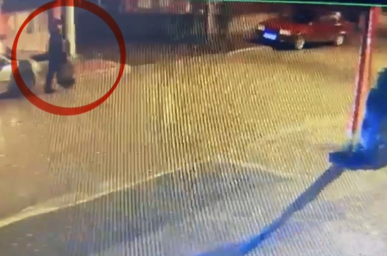 Eski kız arkadaşına uyuşturucu tuzağı kurdu, gerçeği polis ortaya çıkardı