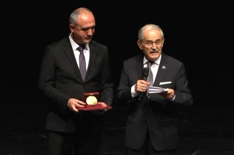 Eskişehir Büyükşehir Belediyesi’nin eski başkanı Büyükerşen aktif siyaseti bıraktı