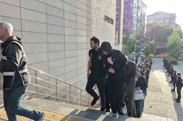 Eskişehir merkezli 33 ildeki 8,7 milyar liralık yasa dışı bahis operasyonunda 45 şüpheli adliyeye sevk edildi