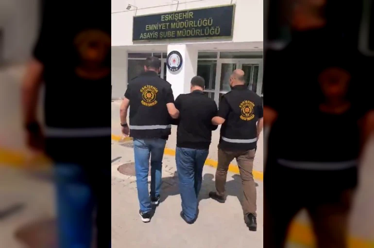 Eskişehir’de 24 yıl hapis cezası bulunan ve 9 yıldır kaçan şüpheli yakalandı
