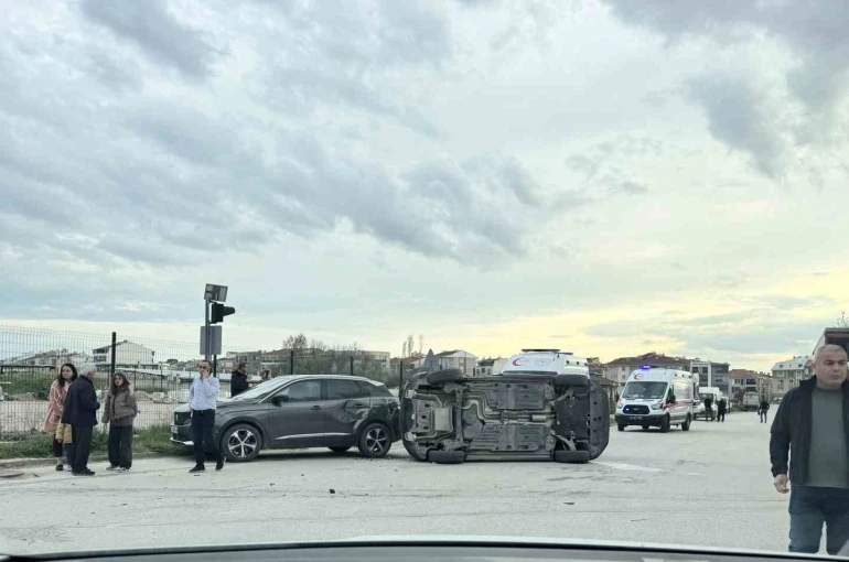Eskişehir’e 4 aracın karıştığı kazada 7 kişi yaralandı