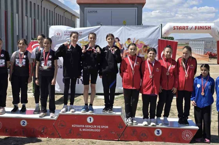 Eskişehirli sporculardan Kütahya’da büyük başarı
