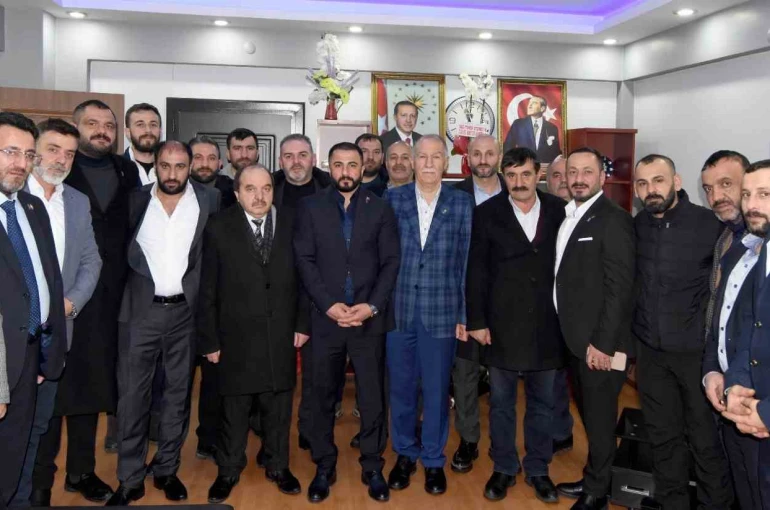 ESOB’dan Oto Tamir ve İmalatçıları Odası Başkanı Akdoğan’a tebrik ziyareti