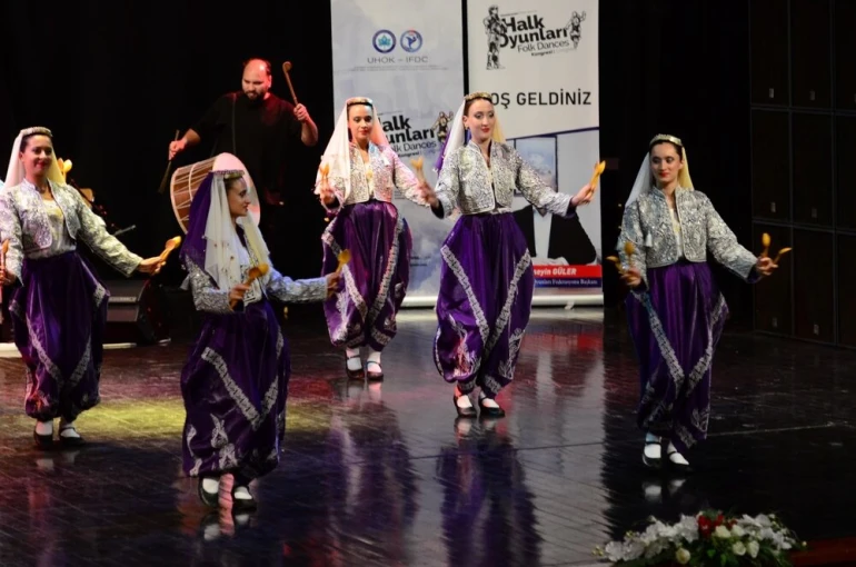 ESOGÜ’de Uluslararası Türk Halk Oyunları Kongresi düzenlendi