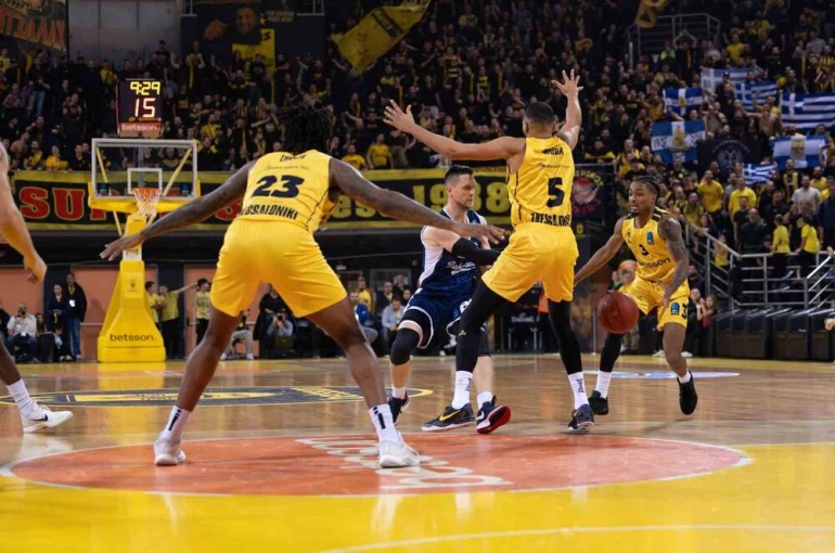 EuroCup: Aris: 76 - Bahçeşehir Koleji: 86