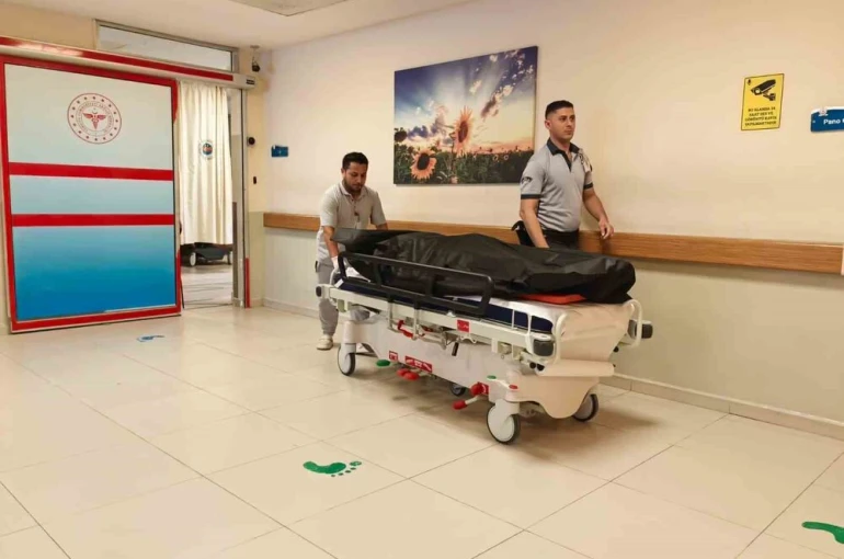 Evinde hareketsiz bulunan Mısırlı adam hayatını kaybetti