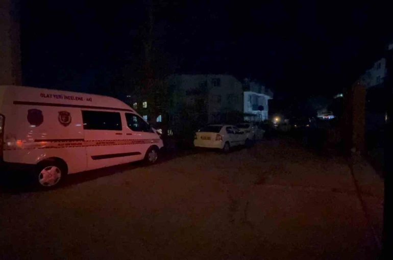 Evinde ölü bulunan şahıs eski eşi ve çocuklarına not bırakmış