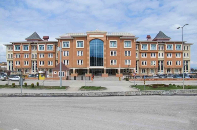 Evinde uyuşturucu olduğunu söyleyip kendisini ihbar eden sanık tahliye edildi