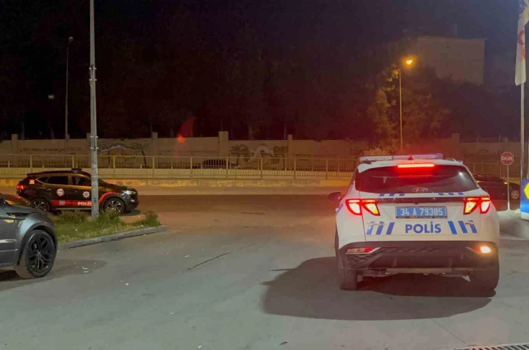 Eyüpsultan’da motosikletlilere silahlı saldırı: 3 yaralı