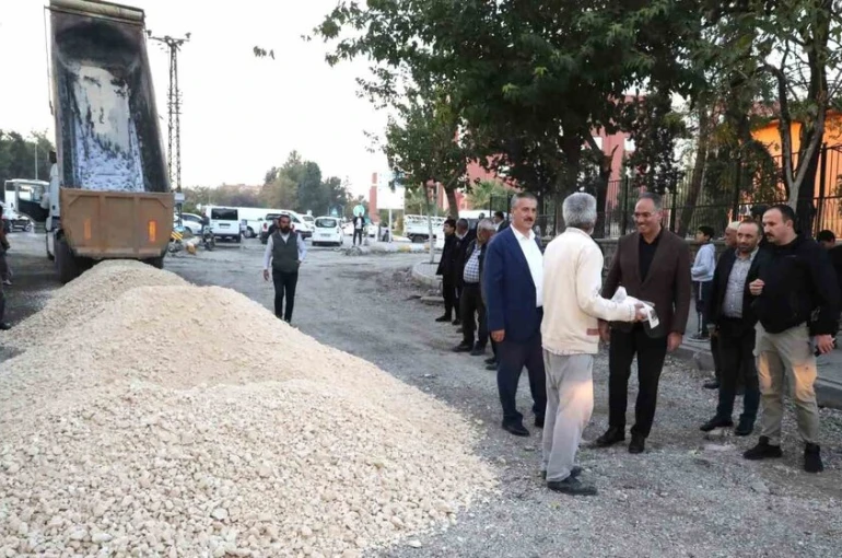 Eyyübiye’de asfalt çalışmaları