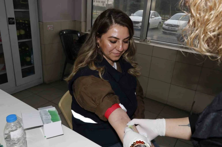 Fabrikalar sağlık merkezine dönüştü, hastaneye gitmeye gerek kalmadı
