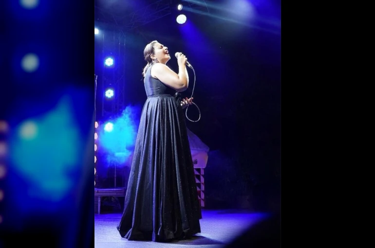 Fado’nun yeni sesi Cludia Madeira İstanbul’da müzikseverlerle buluşacak