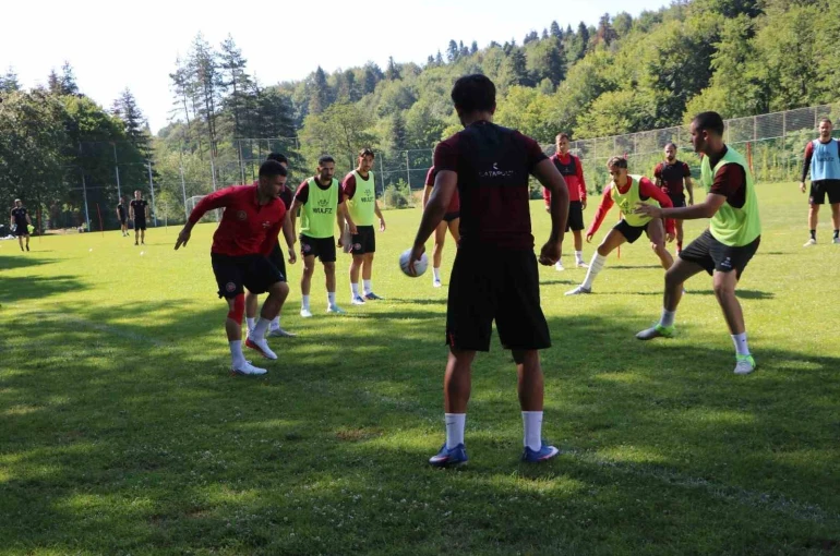 Fatih Karagümrük, yeni sezon hazırlıkları için Bolu’da kampa girdi