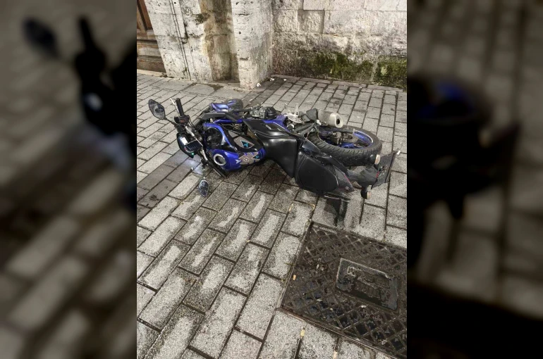 Fatih’te önce iş yerlerine ateş açtılar sonra polise silah doğrulttular