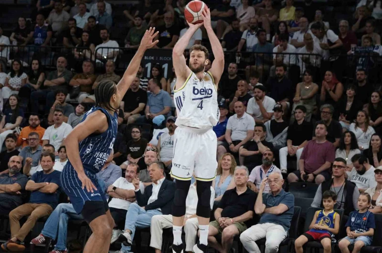 Fenerbahçe Beko finalde