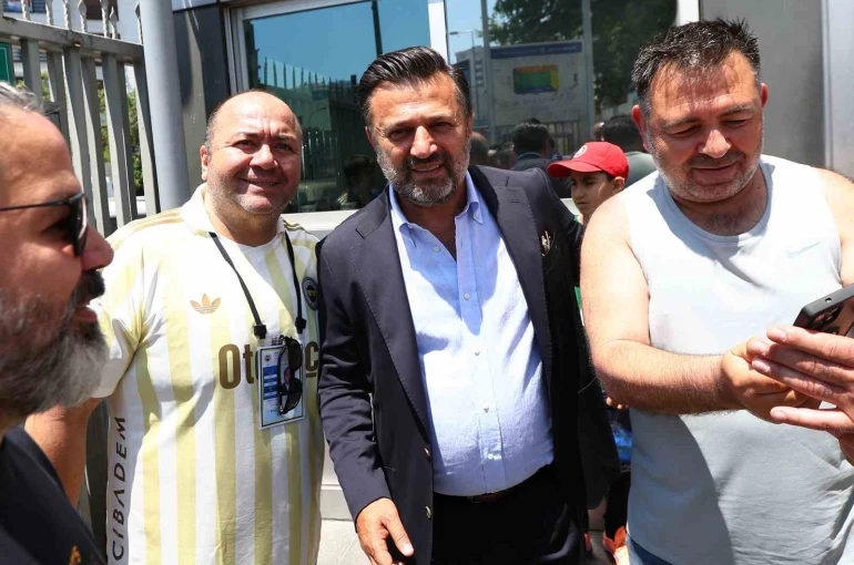 Fenerbahçe seçiminde eski sporcular da oy kullandı