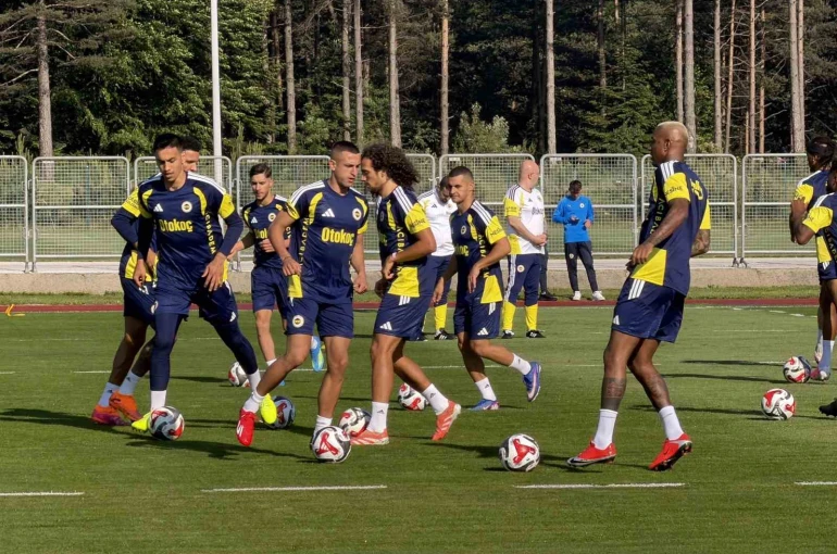 Fenerbahçe’de kadro, Avusturya kampında şekillenecek 