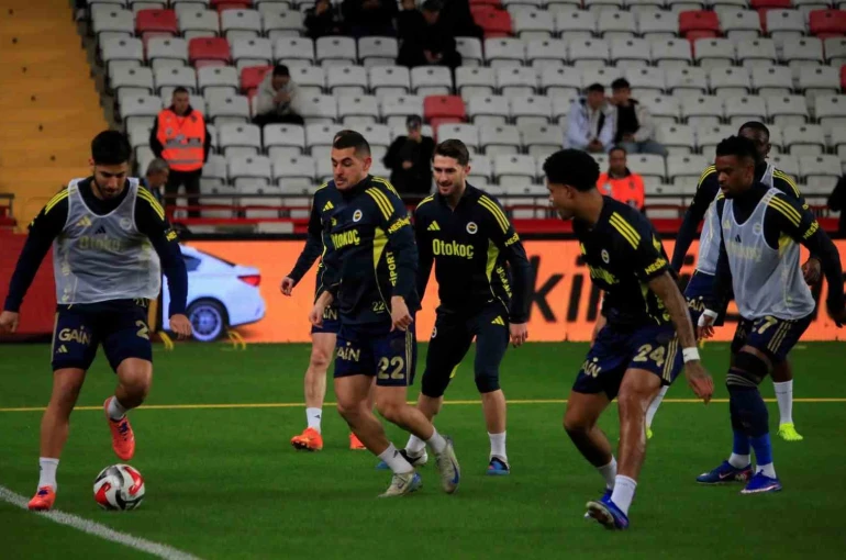 Fenerbahçe’den Antalyaspor maçında 5 değişiklik