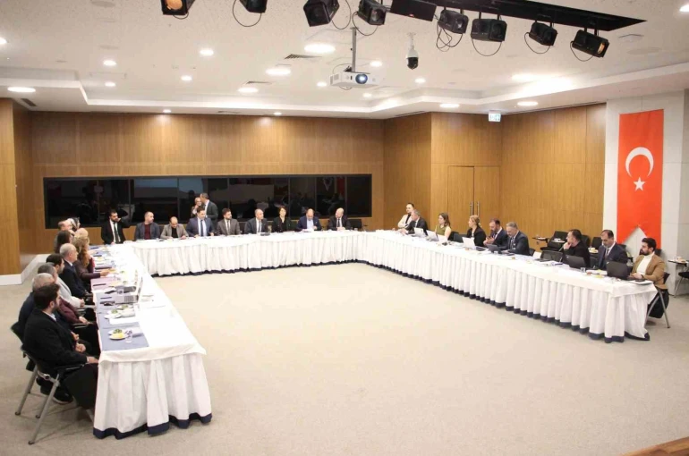 Fethi Sekin Şehir Hastanesi’ndeki hizmetler değerlendirildi