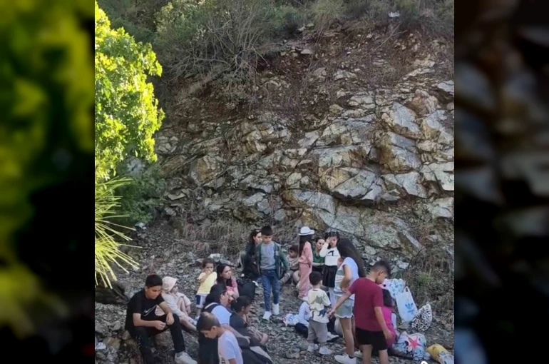 Fethiye’de 43’ü çocuk 65 düzensiz göçmen ve 4 göçmen kaçakçısı yakalandı