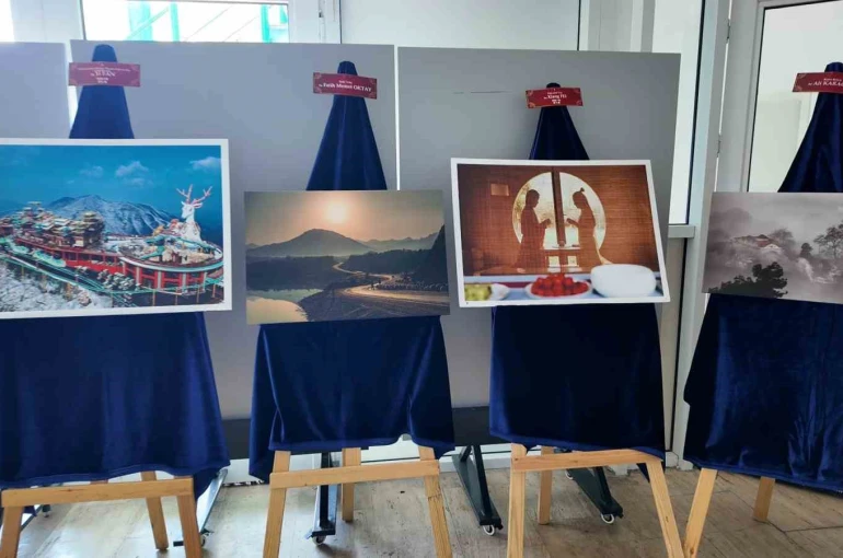 Fethiye’de ‘’Dağlar ve Denizler Yeşeriyor’’ sergisine yoğun ilgi