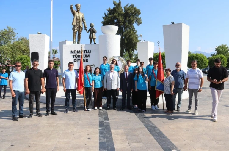 Fethiye’de İlköğretim Haftası törenle başladı