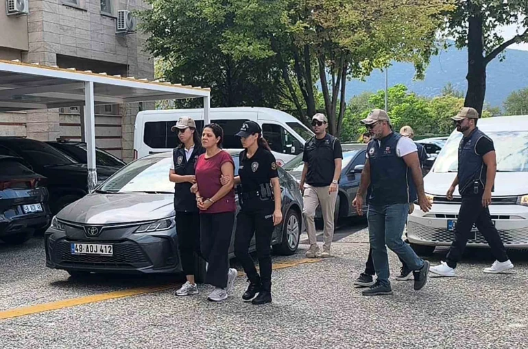 FETÖ’cü yüzbaşının ablasına 10 yılda 2. tutuklama