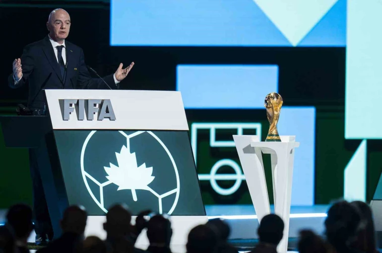 FIFA Başkanı Infantino: "İran, 2026 FIFA Dünya Kupası’na katılacak"