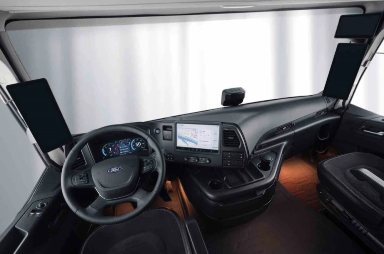 Ford Trucks yeni F-MAX ile çekici pazarında vites yükseltiyor