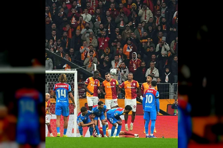 Galatasaray, UEFA Şampiyonlar Ligi’nde puanını 10’a çıkardı