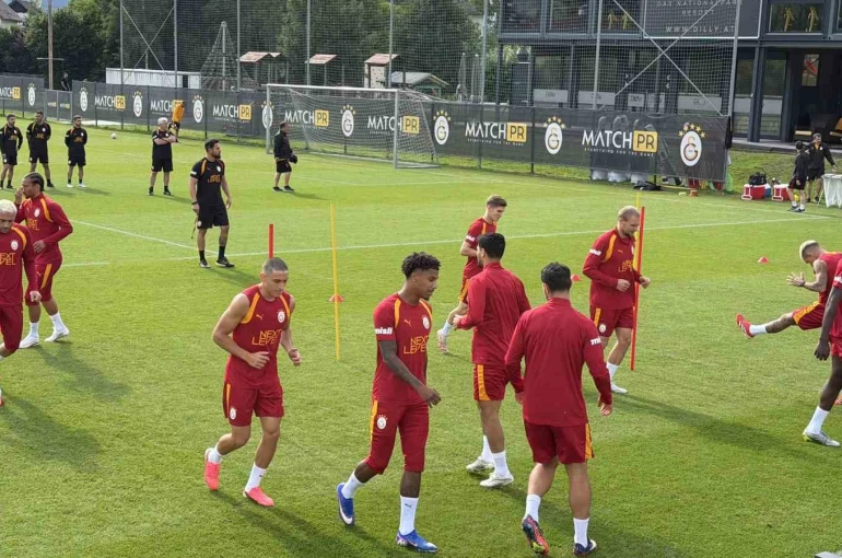 Galatasaray, yeni sezon hazırlıklarını sürdürüyor