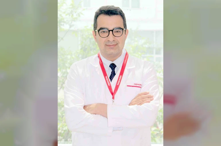 Gastroenteroloji Uzmanı Prof. Dr. Mustafa Kaplan: "Ramazan’da vücudu susuz bırakmayın"