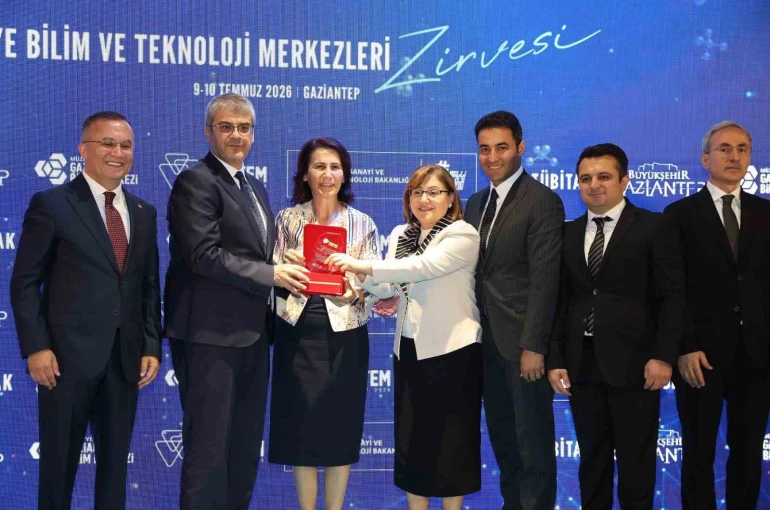 Gaziantep Büyükşehir ev sahipliğinde 5’inci Türkiye Bilim ve Teknoloji Merkezleri Zirvesi düzenlendi
