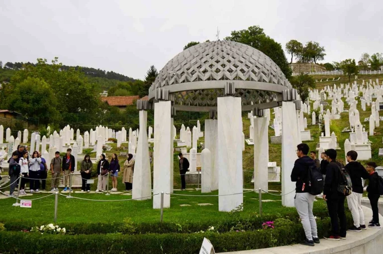 Gaziantep’in LGS şampiyonlarına Bosna Hersek ödülü