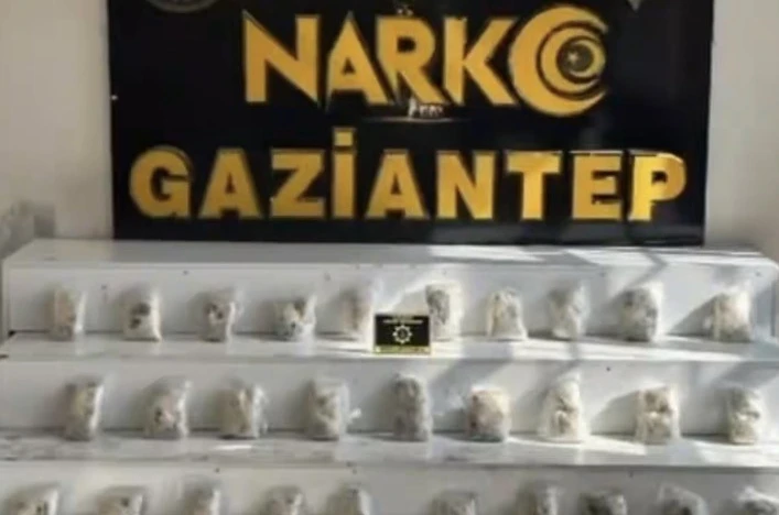 Gaziantep’te 22 kilo uyuşturucu ele geçirildi: 8 şahıs tutuklandı