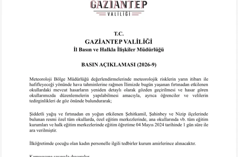 Gaziantep’te fırtına sonrası okullar tatil edildi