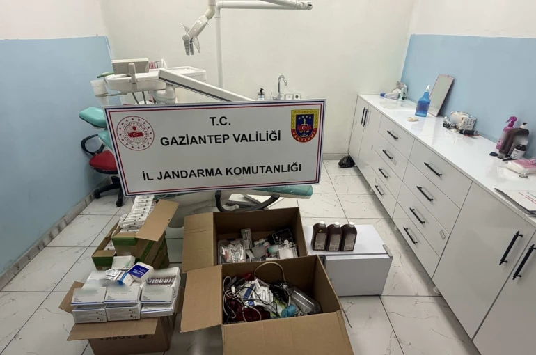 Gaziantep’te ruhsatsız diş kliniğine jandarma operasyonu: 2 sahte doktor yakalandı