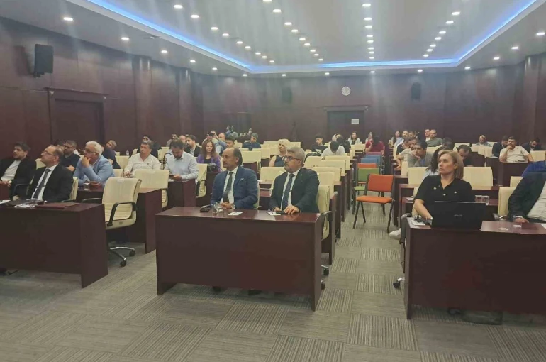 Gaziantep’te siber güvenlik tehditleri ve çözüm yolları konuşuldu