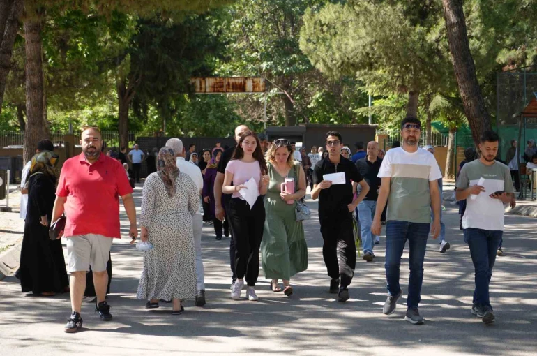 Gaziantep’te YKS heyecanı devam ediyor 