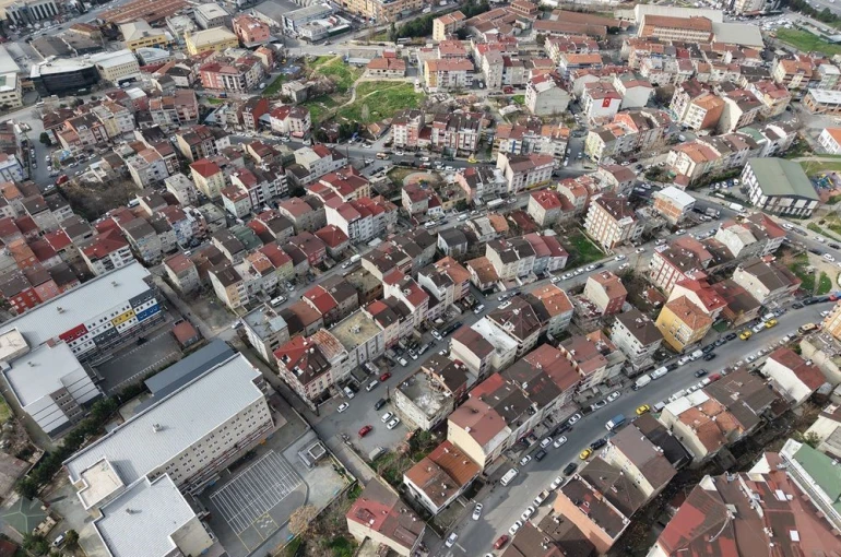 Gaziosmanpaşa Belediyesi’nden tarihi adım: 50 yıllık mülkiyet sorunu çözüme kavuştu