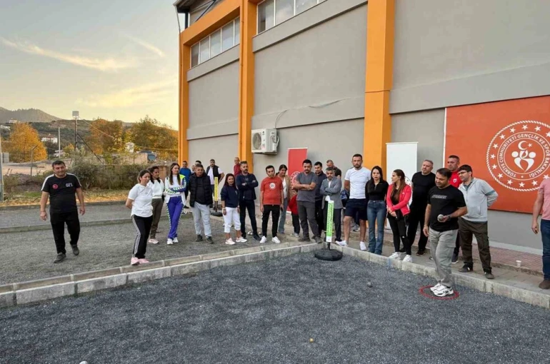 Gazipaşa’da 24 Kasım Öğretmenler Günü’ne özel Bocce Turnuvası
