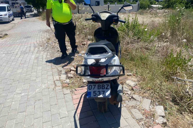 Gazipaşa’da motosiklet ile kamyonet çarpıştı: 1 yaralı