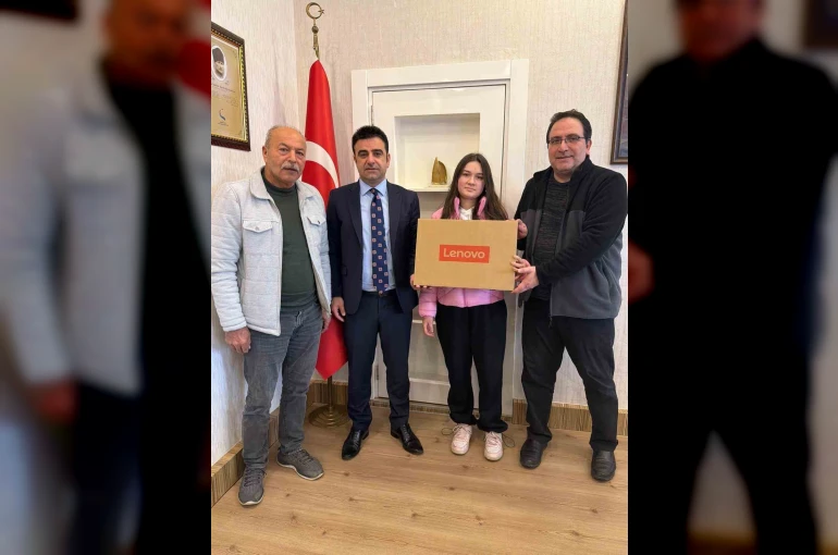 Gazipaşa’da yangın mağduru öğrenciye devlet şefkati