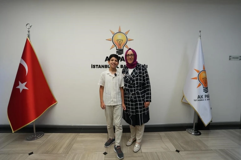 Gazze’nin çocuk elçisi Ramadan Abu Jazar, AK Parti İstanbul İl Başkanlığını ziyaret etti