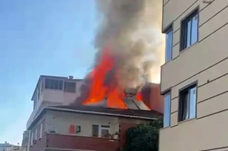 Gebze’de 3 katlı apartmanda korkutan yangın